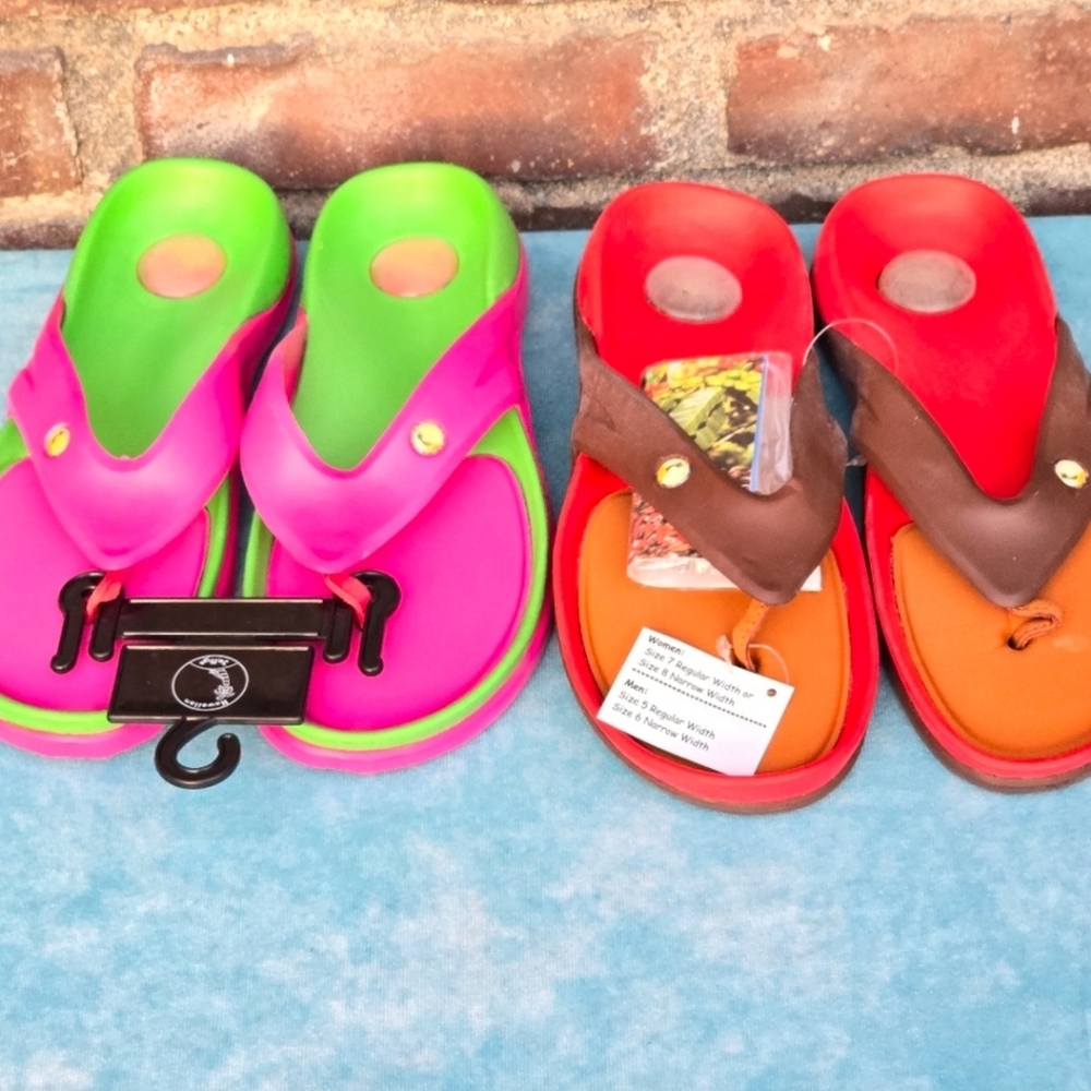 Flipflops Bundle Vibrant Flip Flops  Pink and Green Sz 7